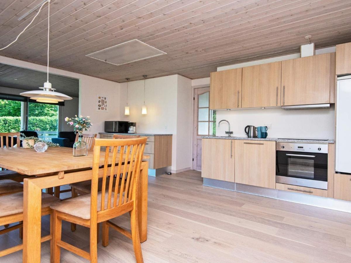 4 Person Holiday Home In B Rkop Бёркоп Экстерьер фото